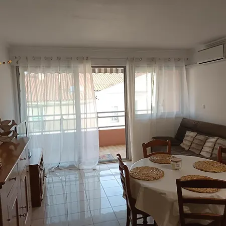 2 Pieces Terrasse Proche * Saint-Raphaël