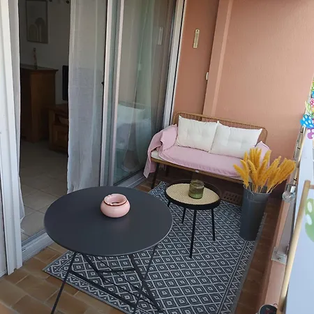 2 Pieces Terrasse Proche * Saint-Raphaël